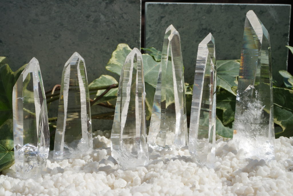 「最高品質のコロンビアレムリアン水晶」五点は、センティエント・プラズマクリスタルのスペシャルサイズ