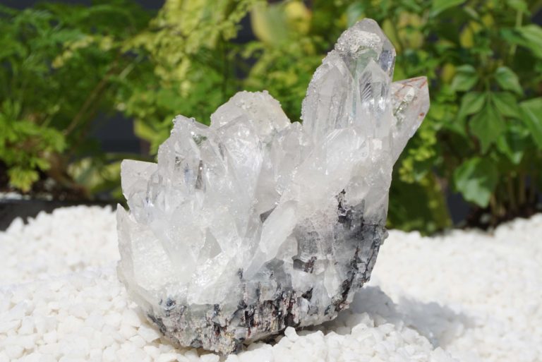 konan-quartz-cluster