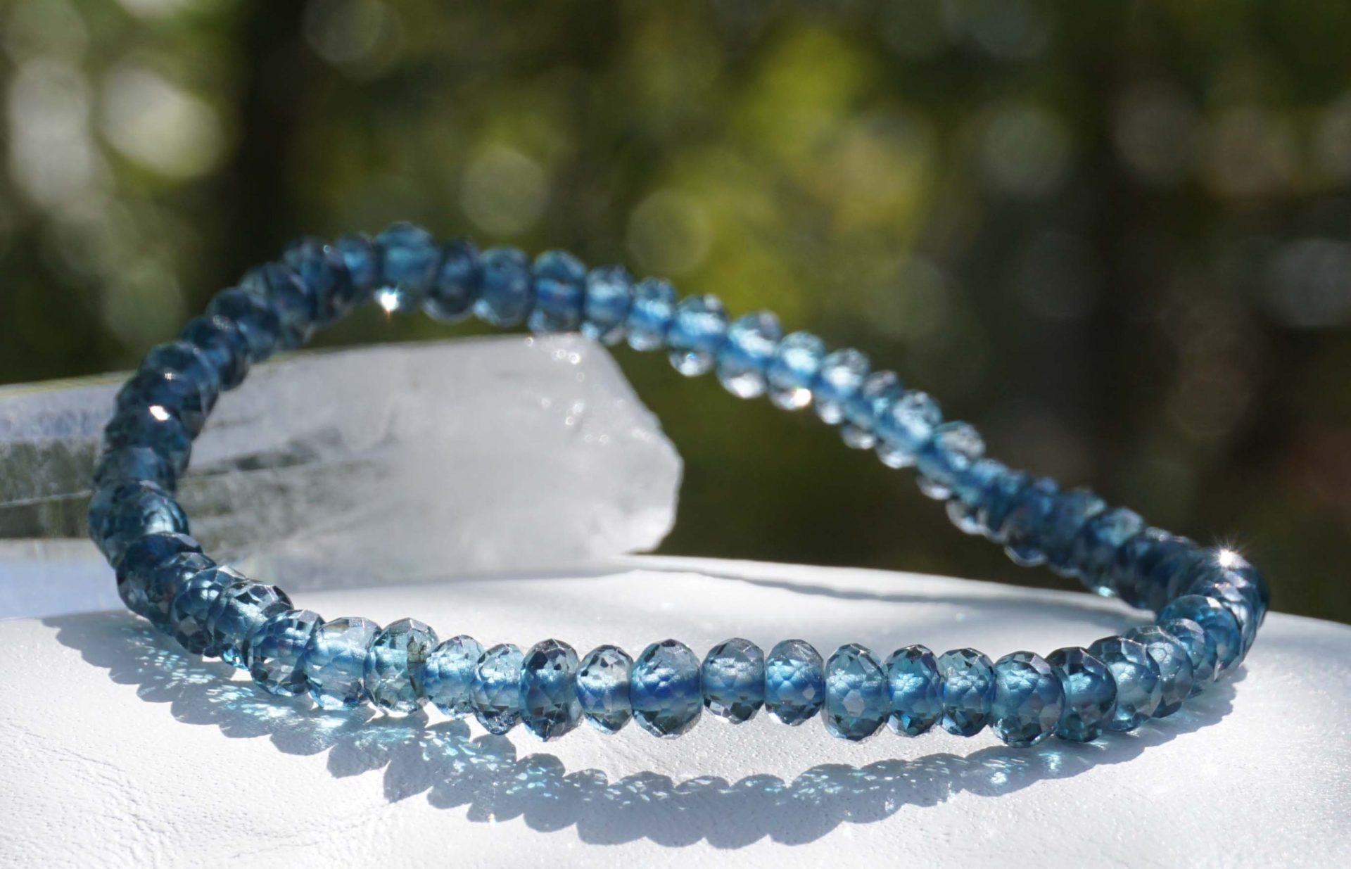 london-blue-topaz-bracelet01-9