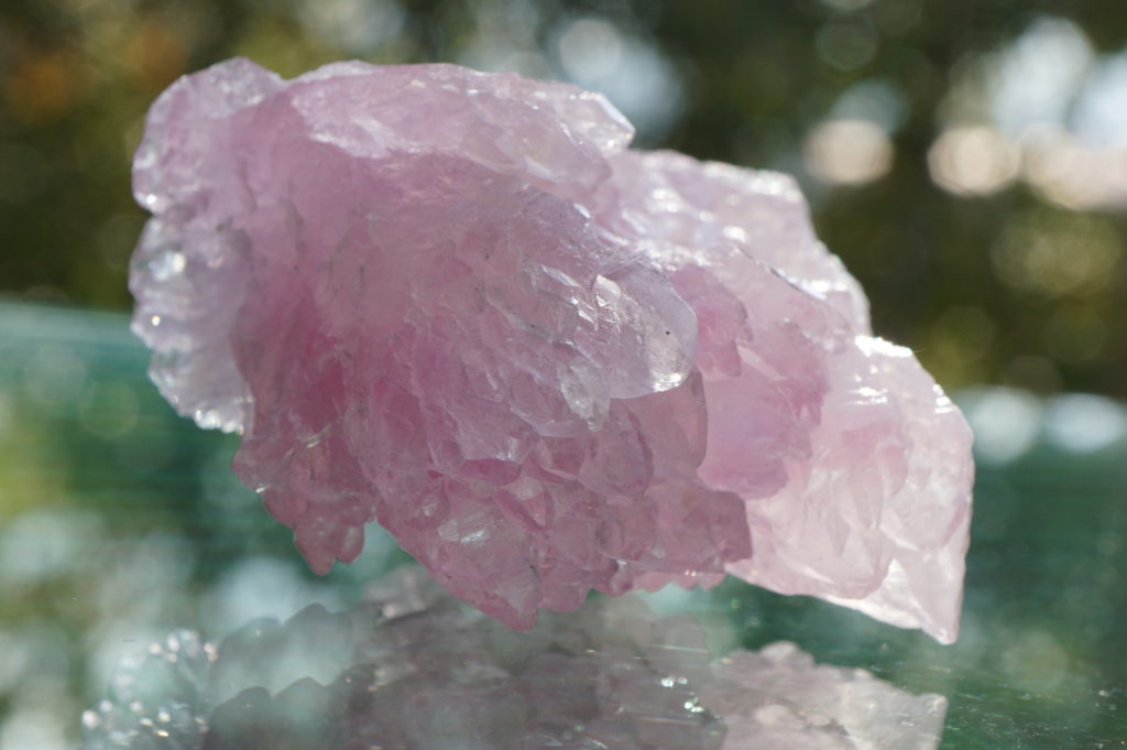 ブラジル産 ローズクォーツ結晶 ピンクのお花 リアファル 玉垣 03-06