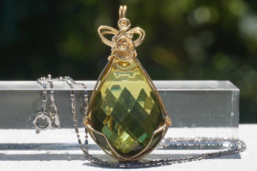 green-amber-pendanttop02