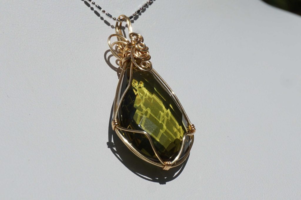 green-amber-pendanttop02