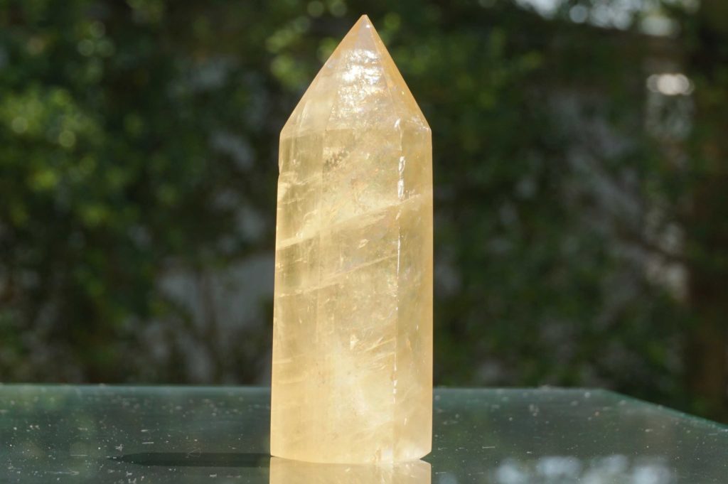 golden-calcite-point01