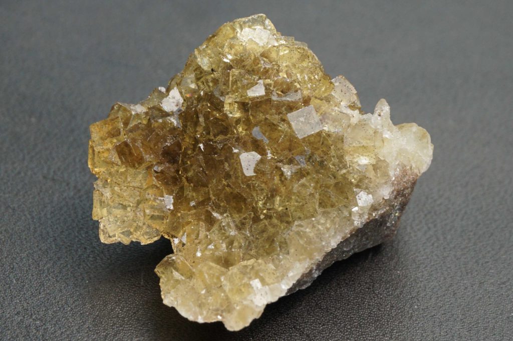 asturias-yellow-fluorite03
