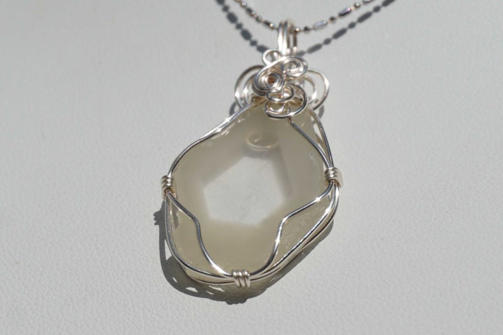 hedenbergite-quartz-wire02