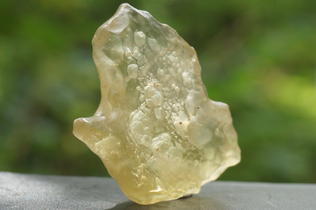 リビアングラス原石 インパクトガラス テクタイト 02-32