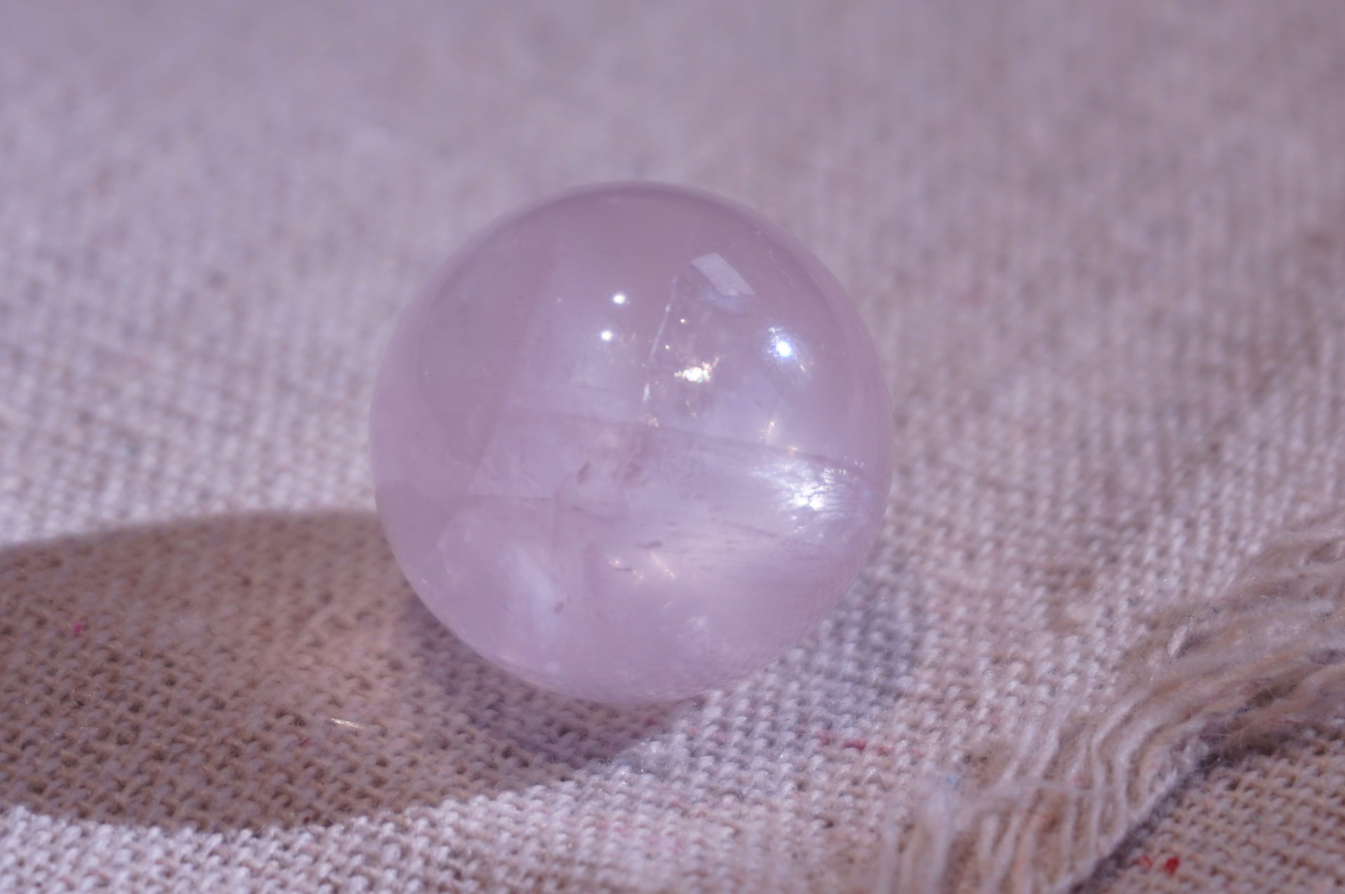 a-rose-quartz-sphere02