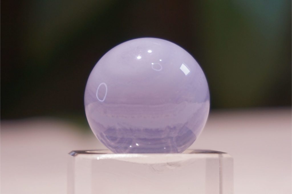 bluelace-agate-sphere01