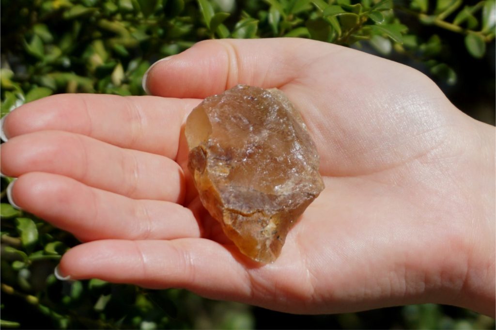 zagi-mountain-quartz-natural