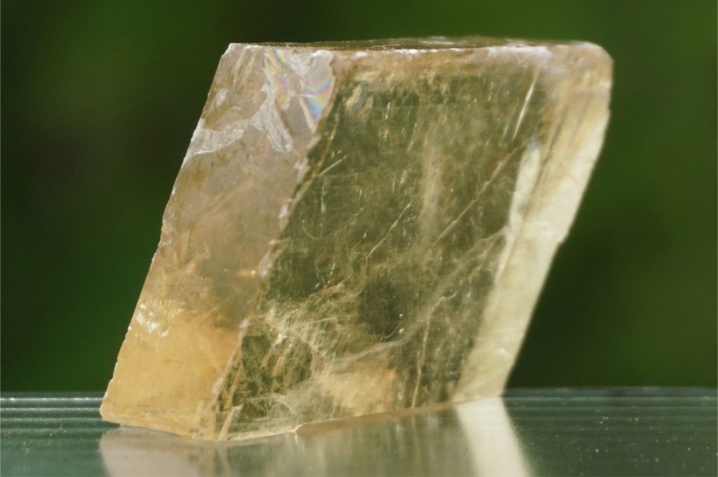 a-golden-calcite01