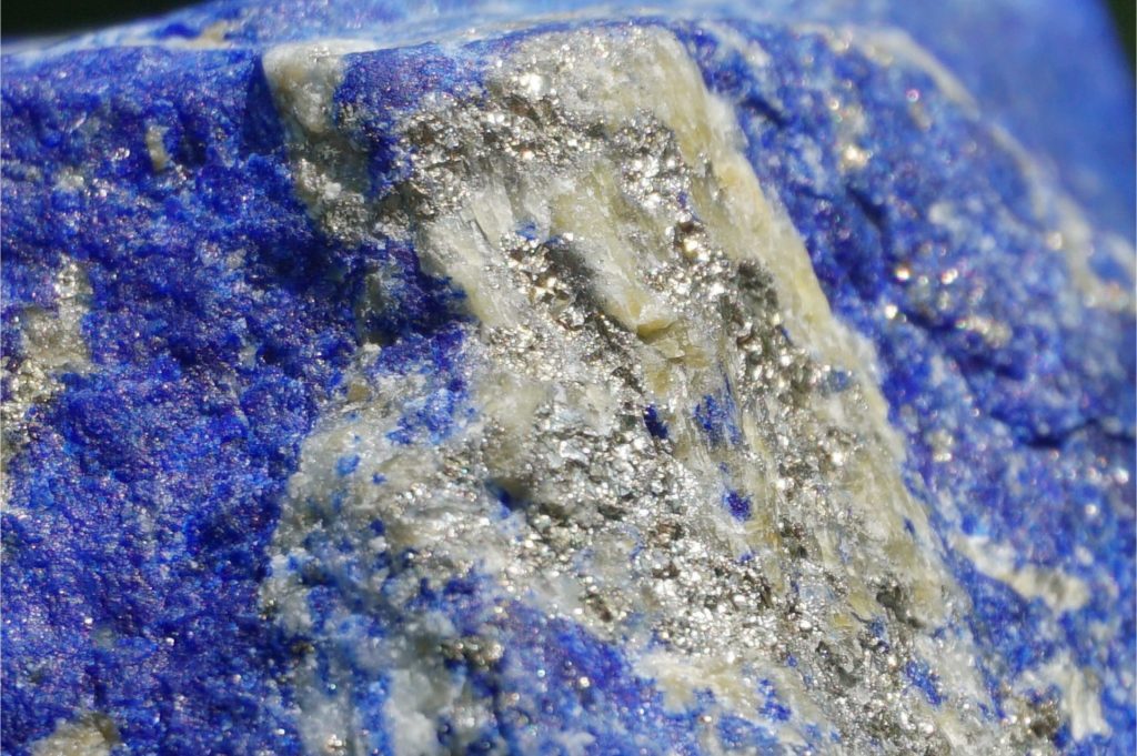 lapis-lazuli-natural07