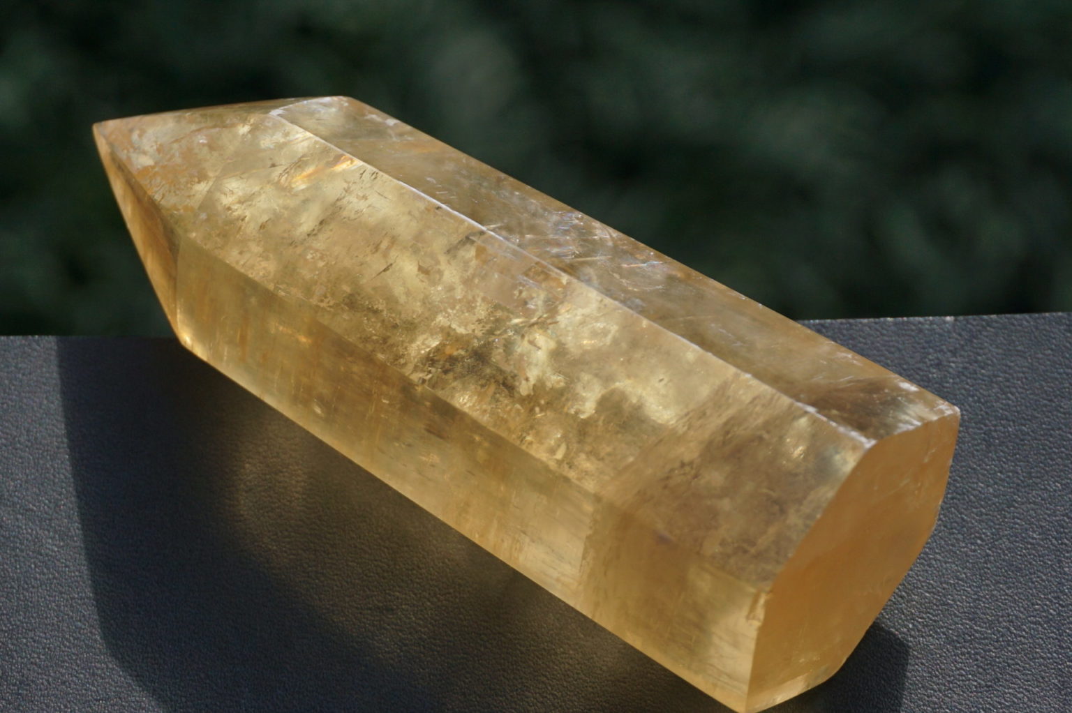 golden-calcite-point03