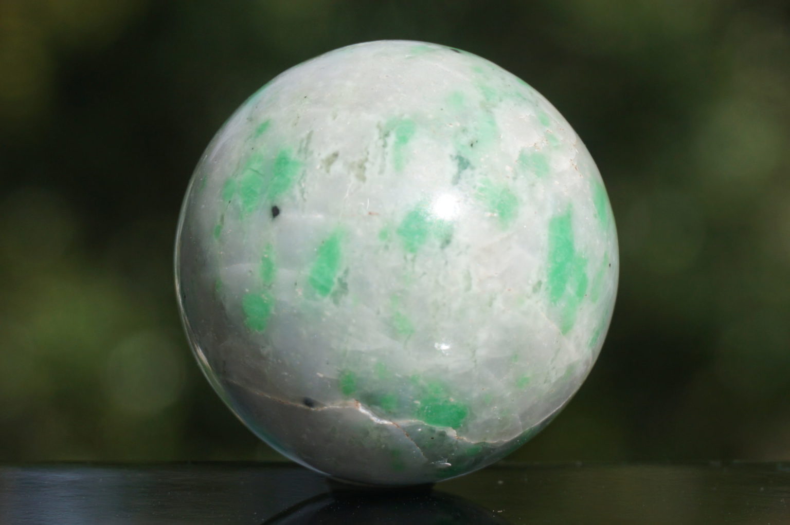 green-garnet-sphere02