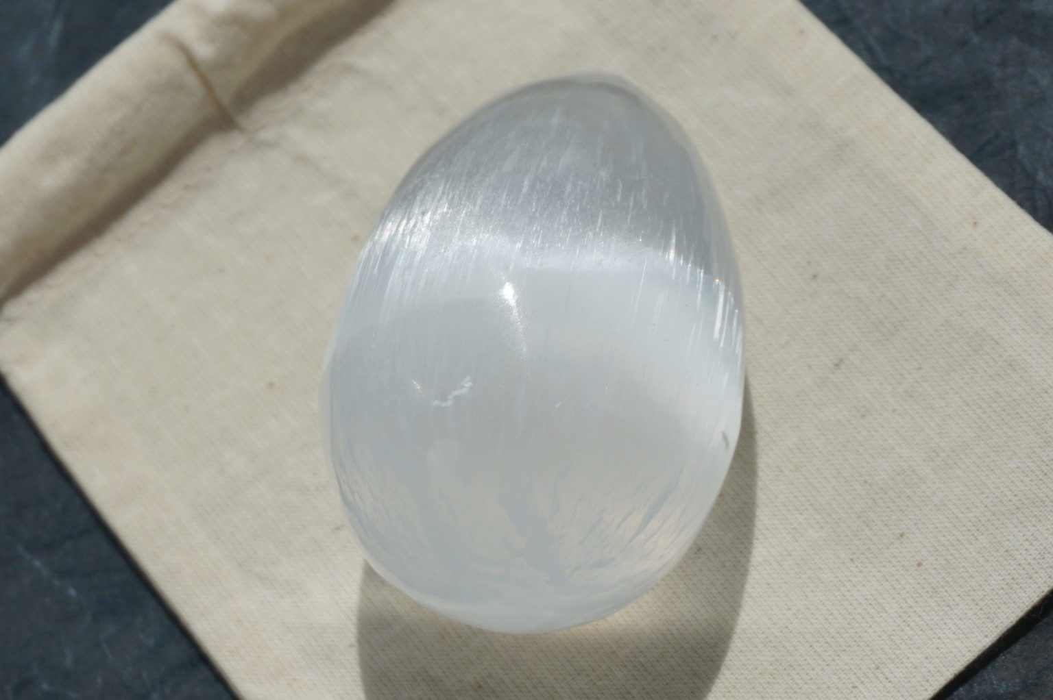 a-selenite-egg02