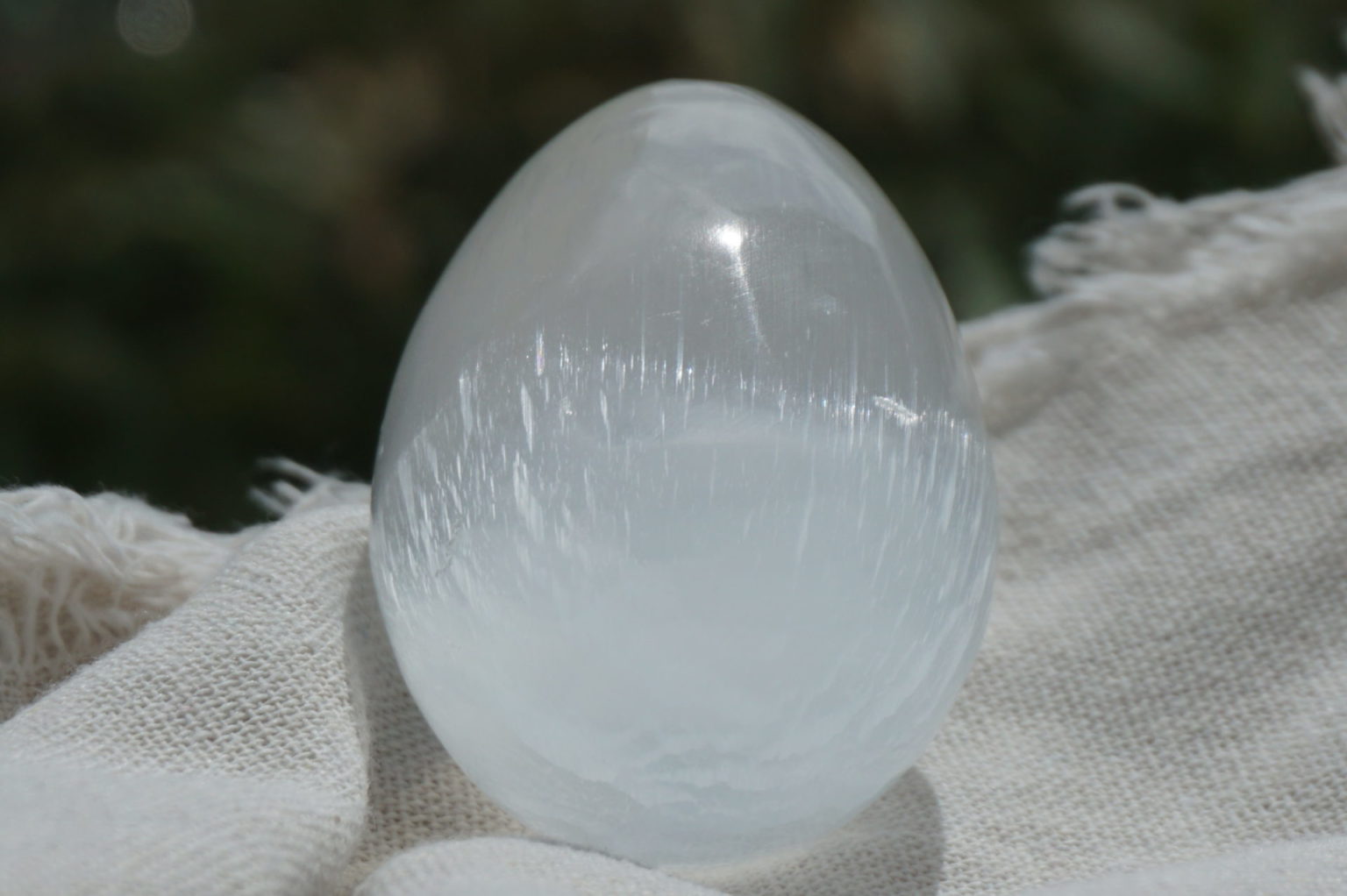a-selenite-egg02