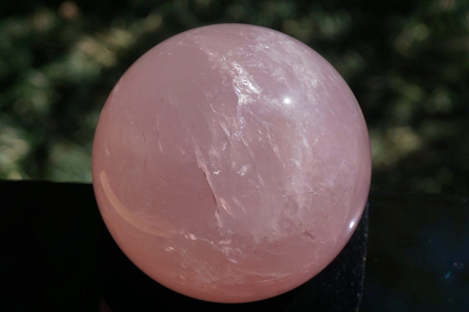 deep-star-rose-quartz-sphere01