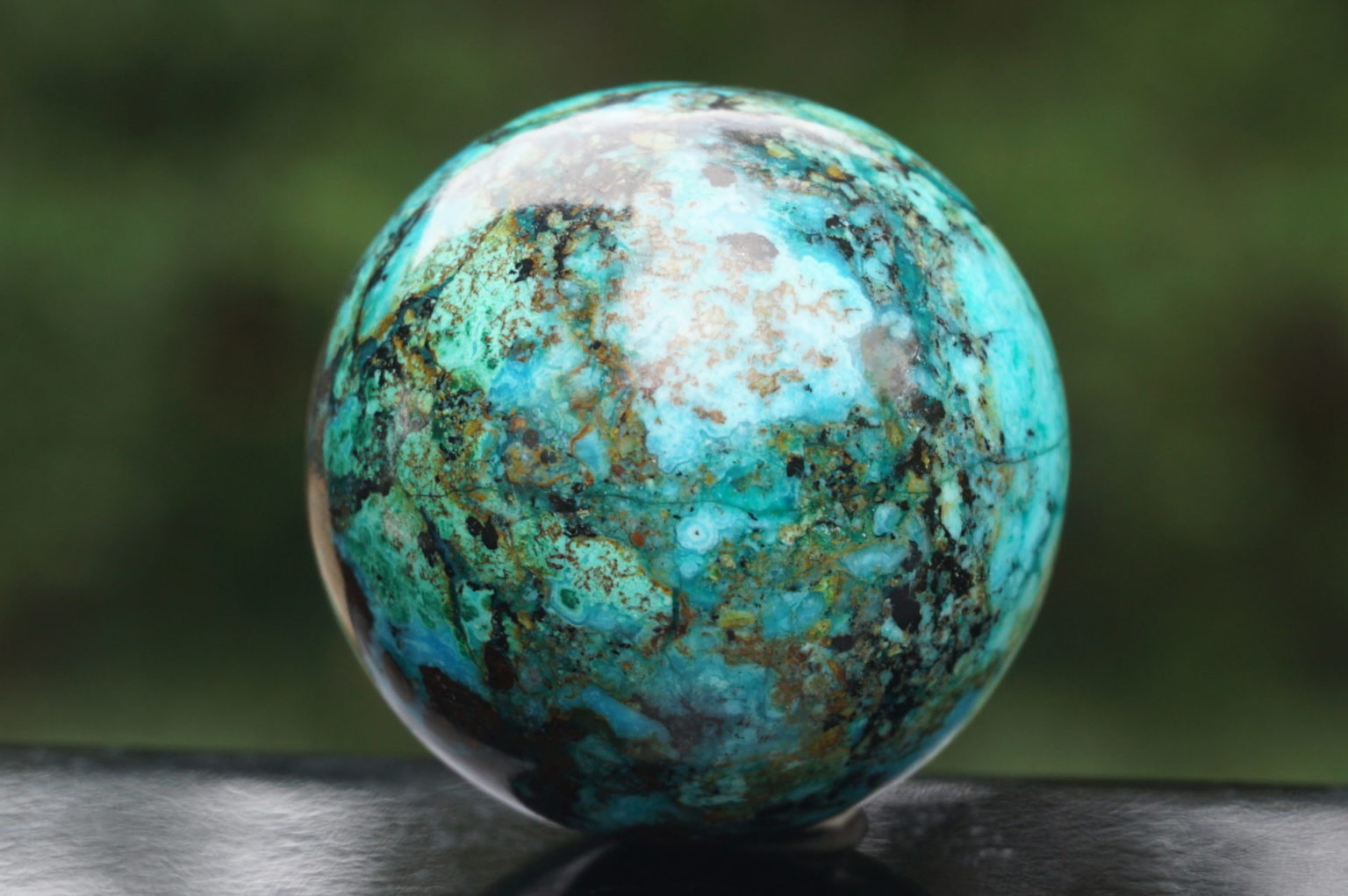 chrysocolla-sphere