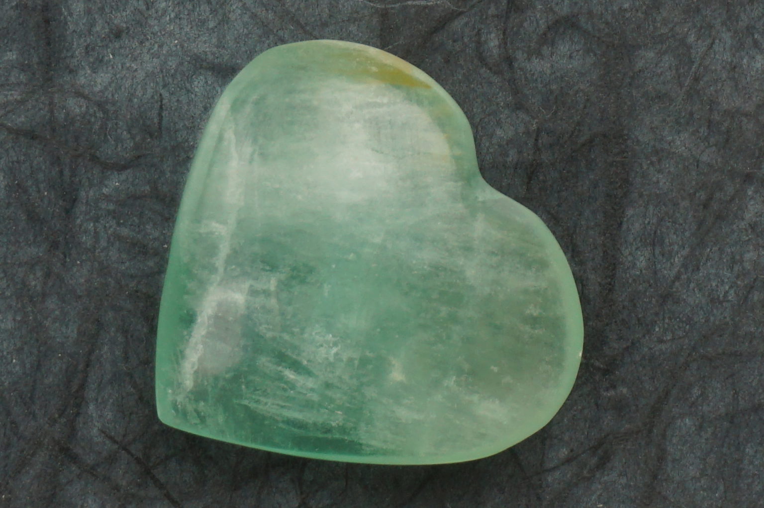 a-fluorite-heart01