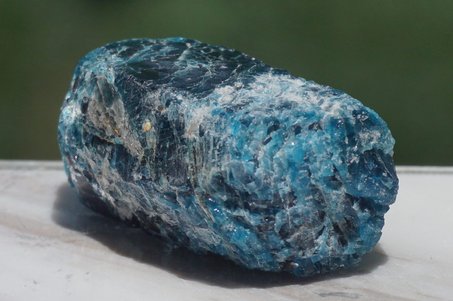blue-apatite-natural01
