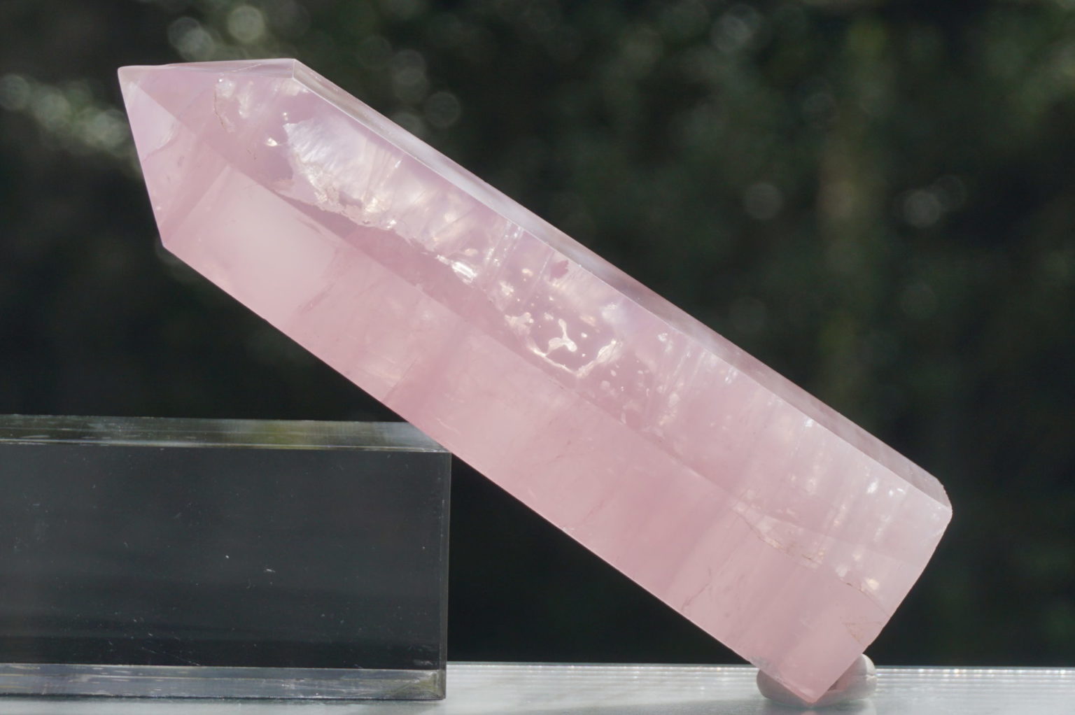 madagascar-rosequartz-point09