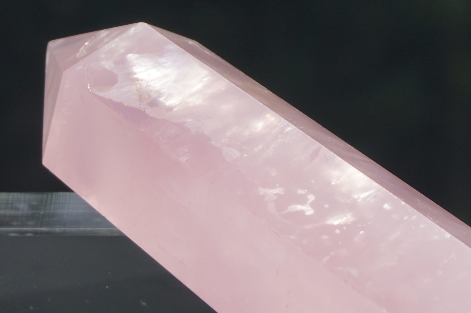 madagascar-rosequartz-point09