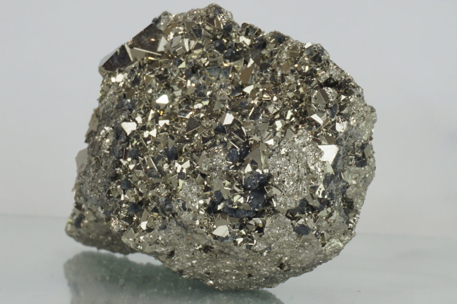 peru-pyrite-natural-top01