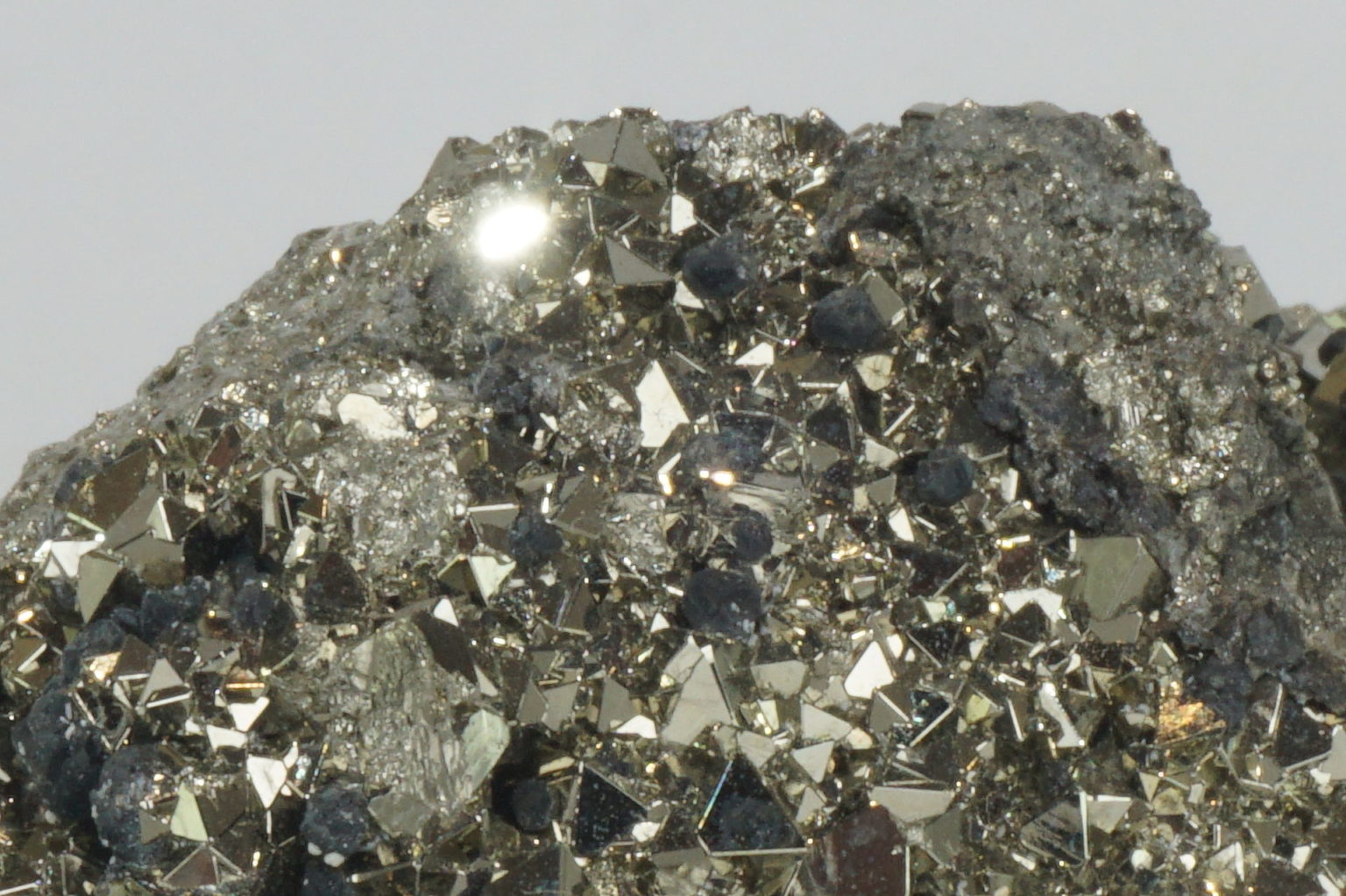 peru-pyrite-natural-top01