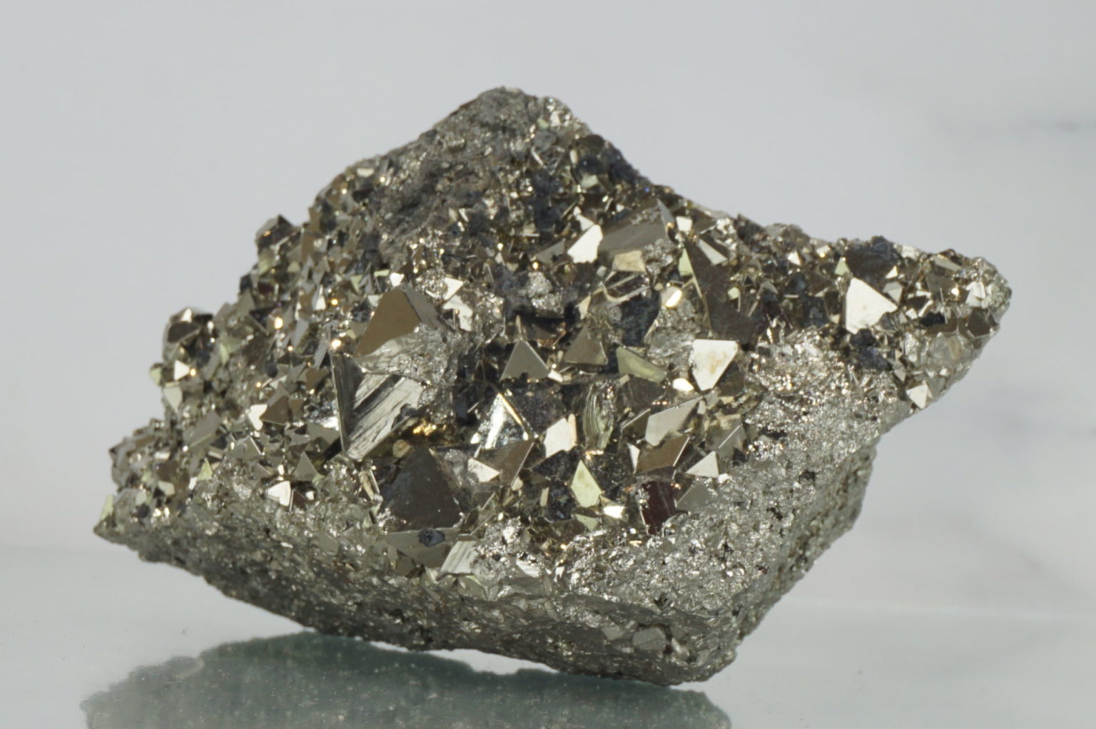 peru-pyrite-natural-top01