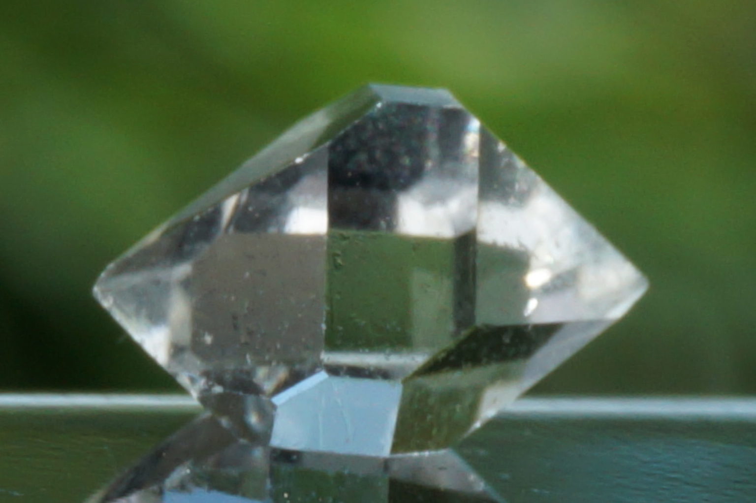 a-herkimer-diamond-bottle02
