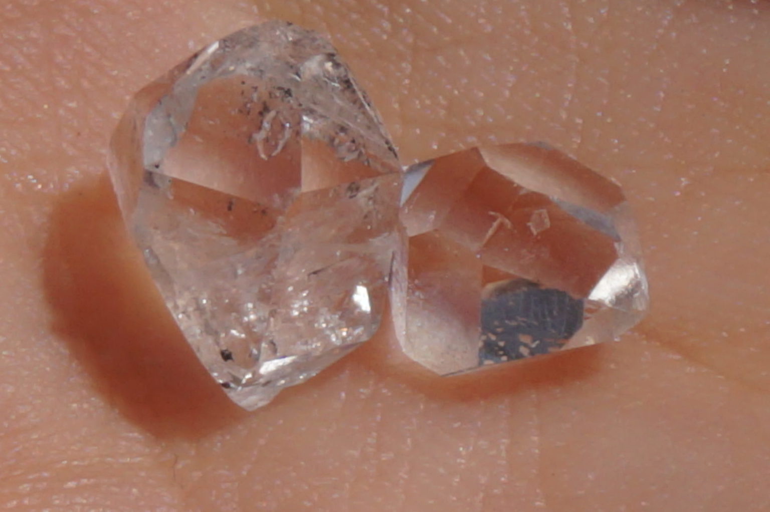 a-herkimer-diamond-bottle02