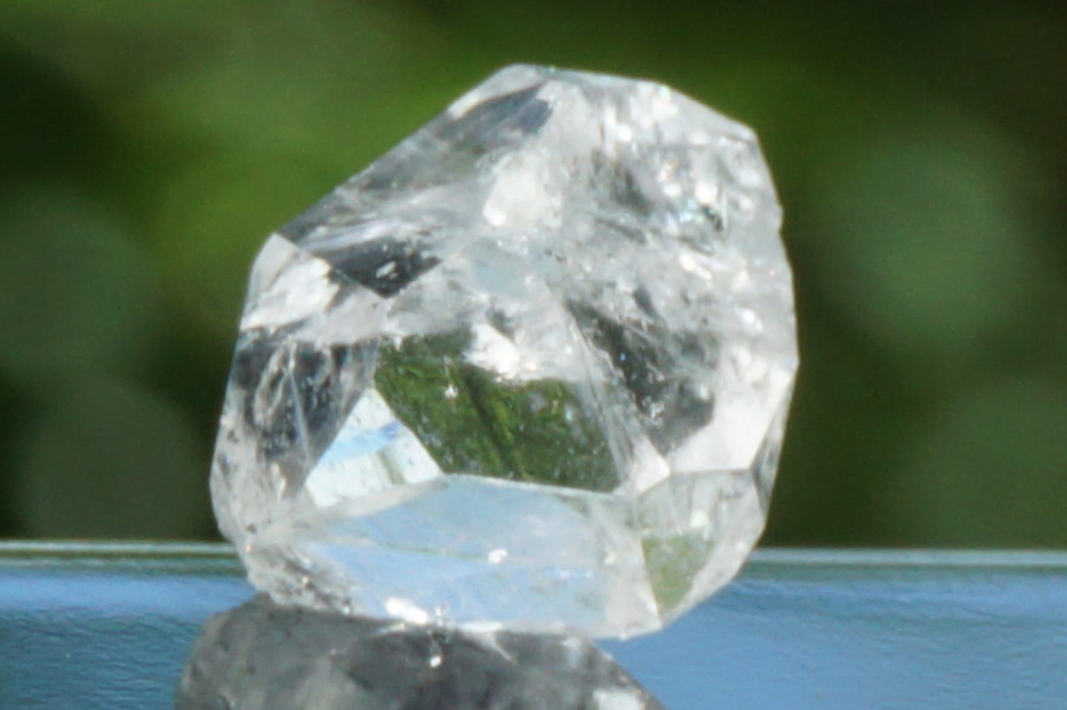 a-herkimer-diamond-bottle02
