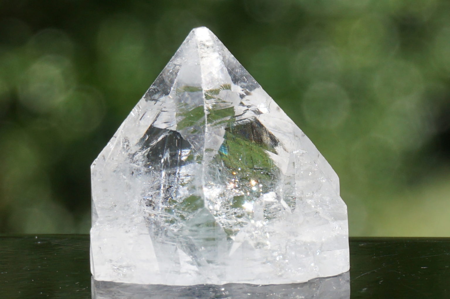 clear-apophyllite-top-point04