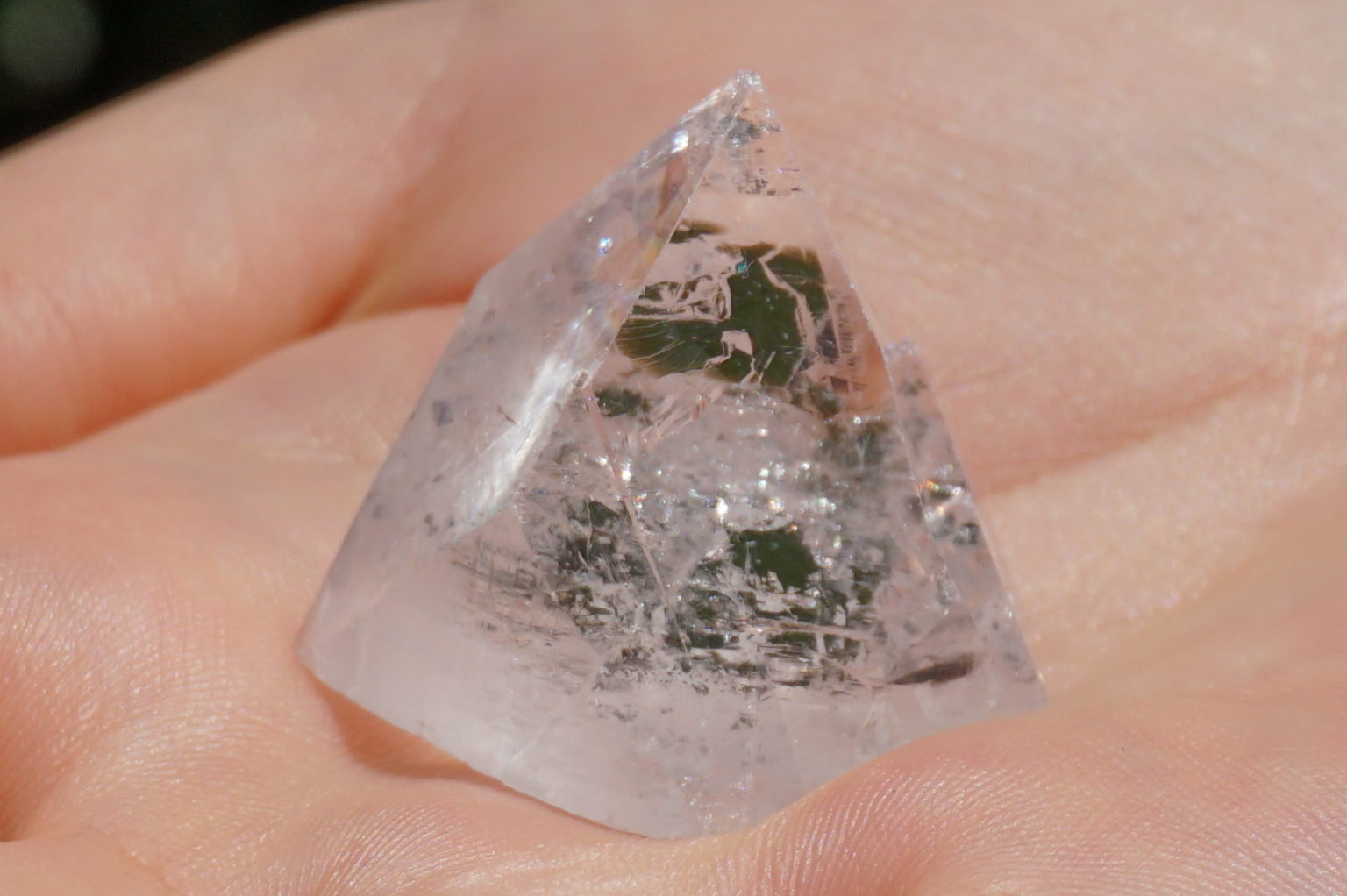 clear-apophyllite-top-point04