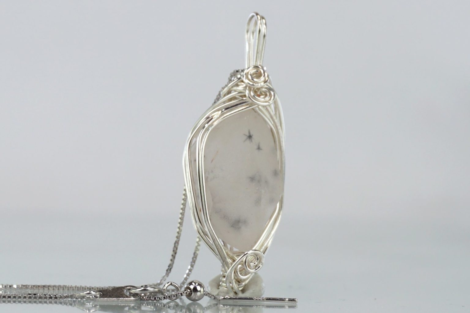 ホランダイト イン クォーツ【超希少・オールドストック】 - リアファル