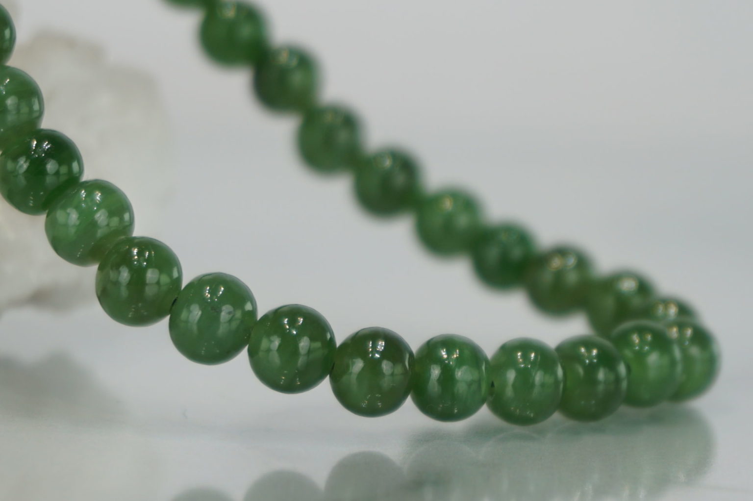 russian-jade-bracelet02