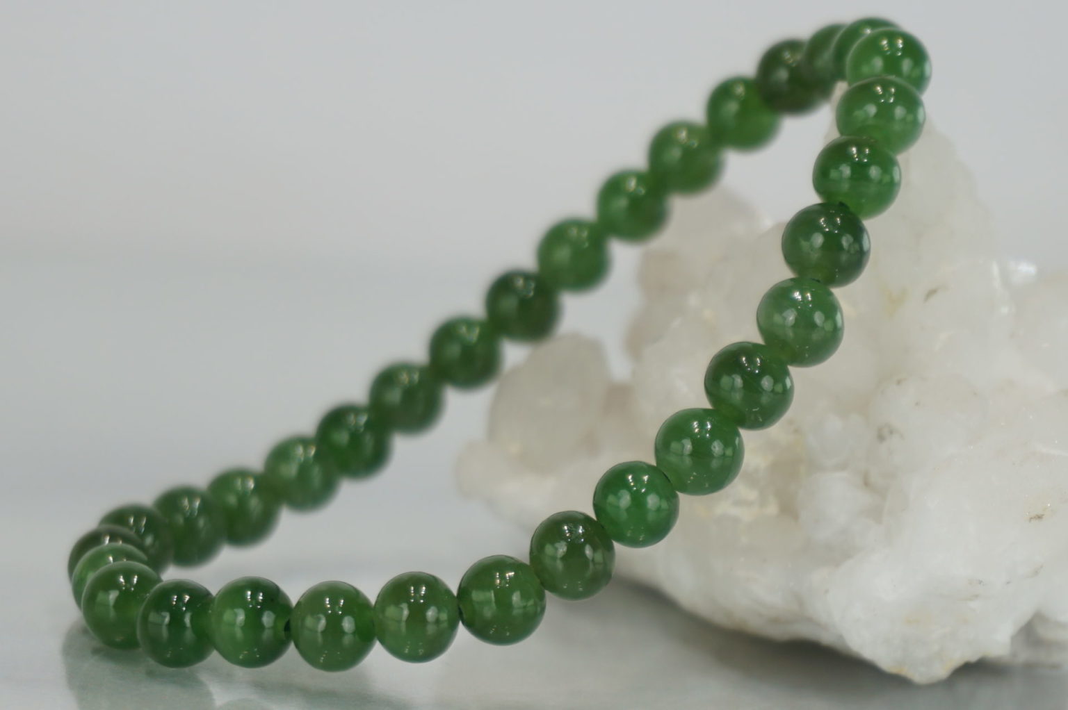 russian-jade-bracelet02