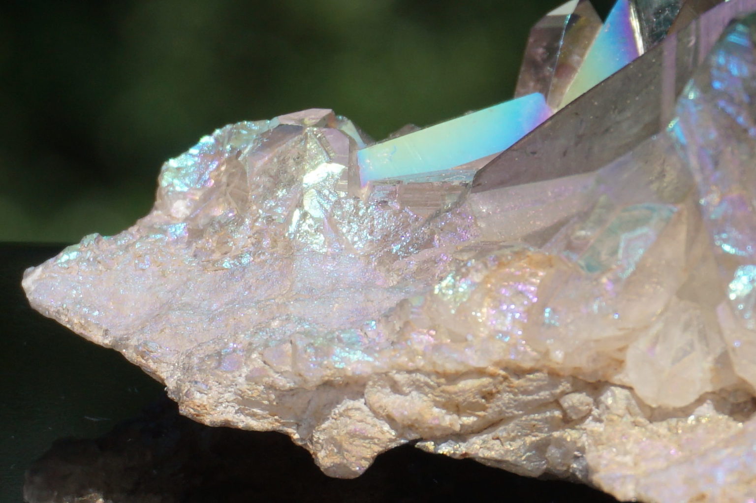 titanium-aura-quartz04