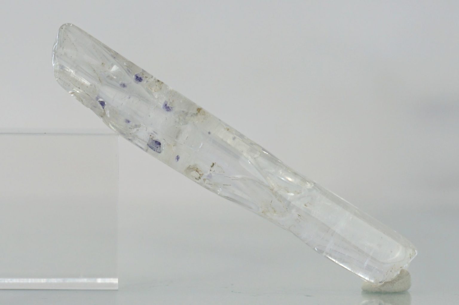 fluorite-in-quartz05