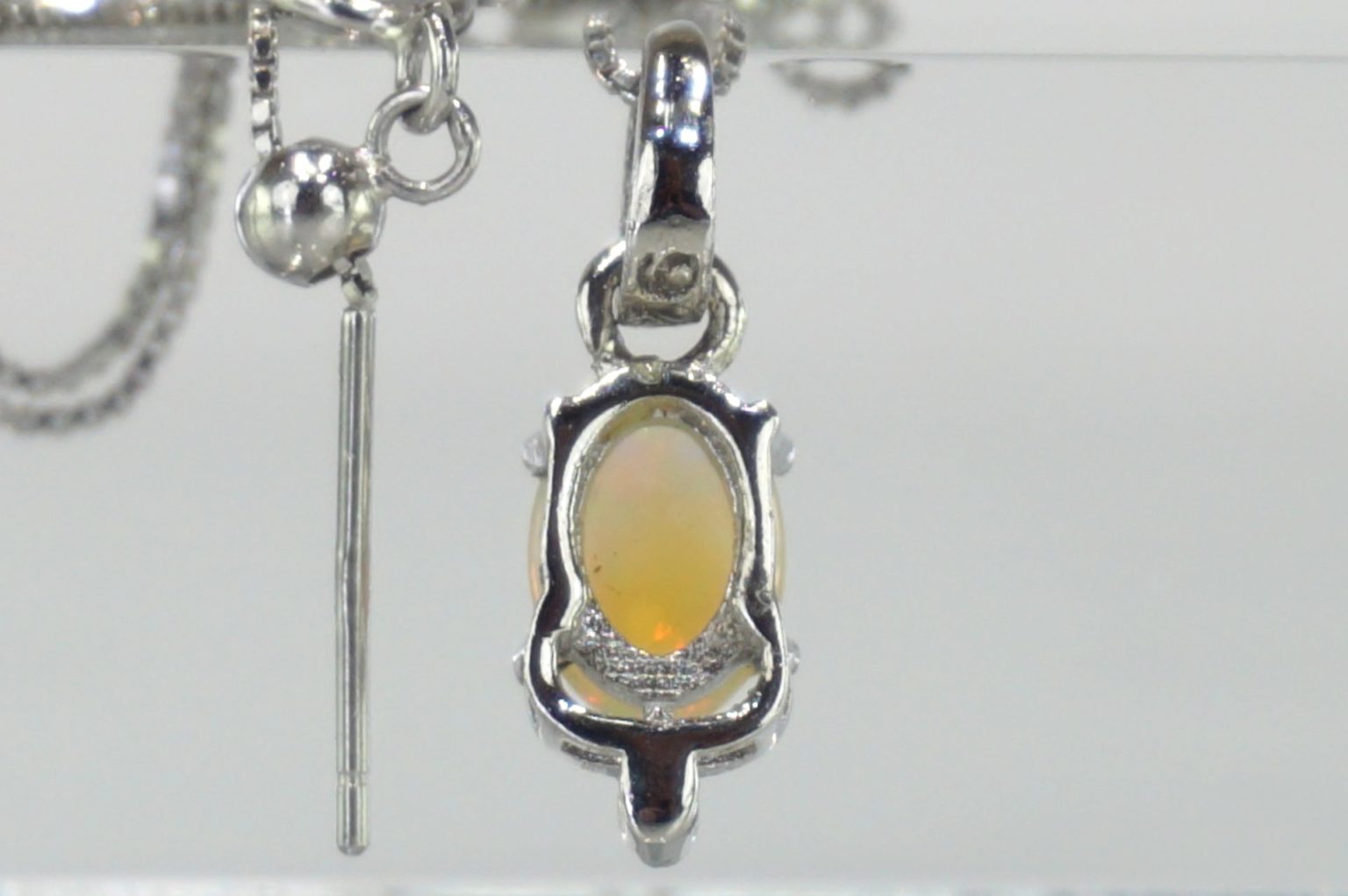 a-precious-opal-pendant01