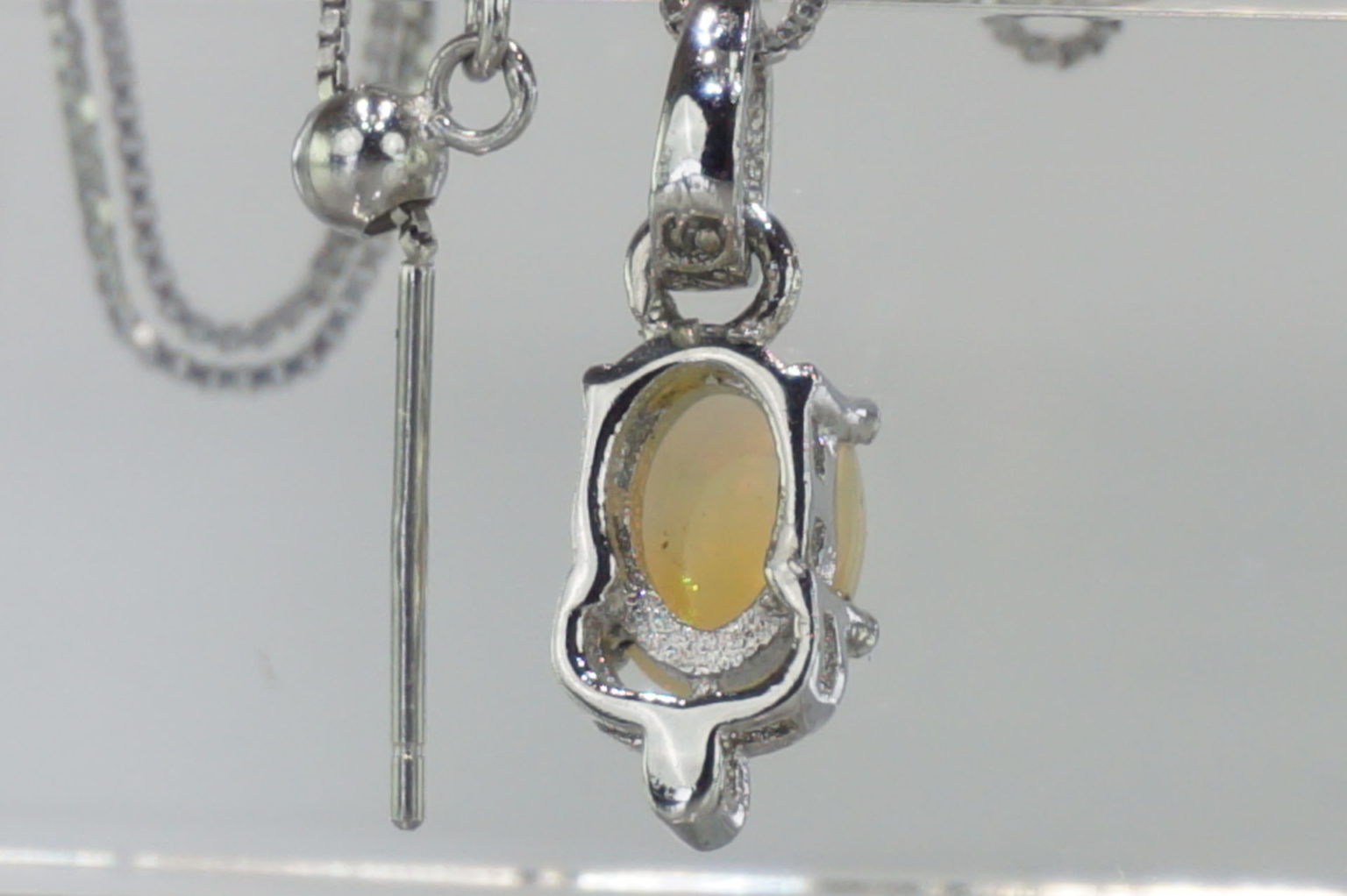 a-precious-opal-pendant01