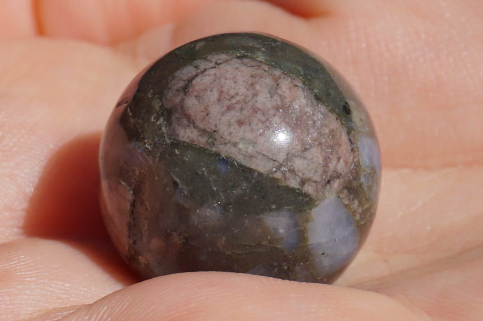 a-que-sera-stone-sphere02