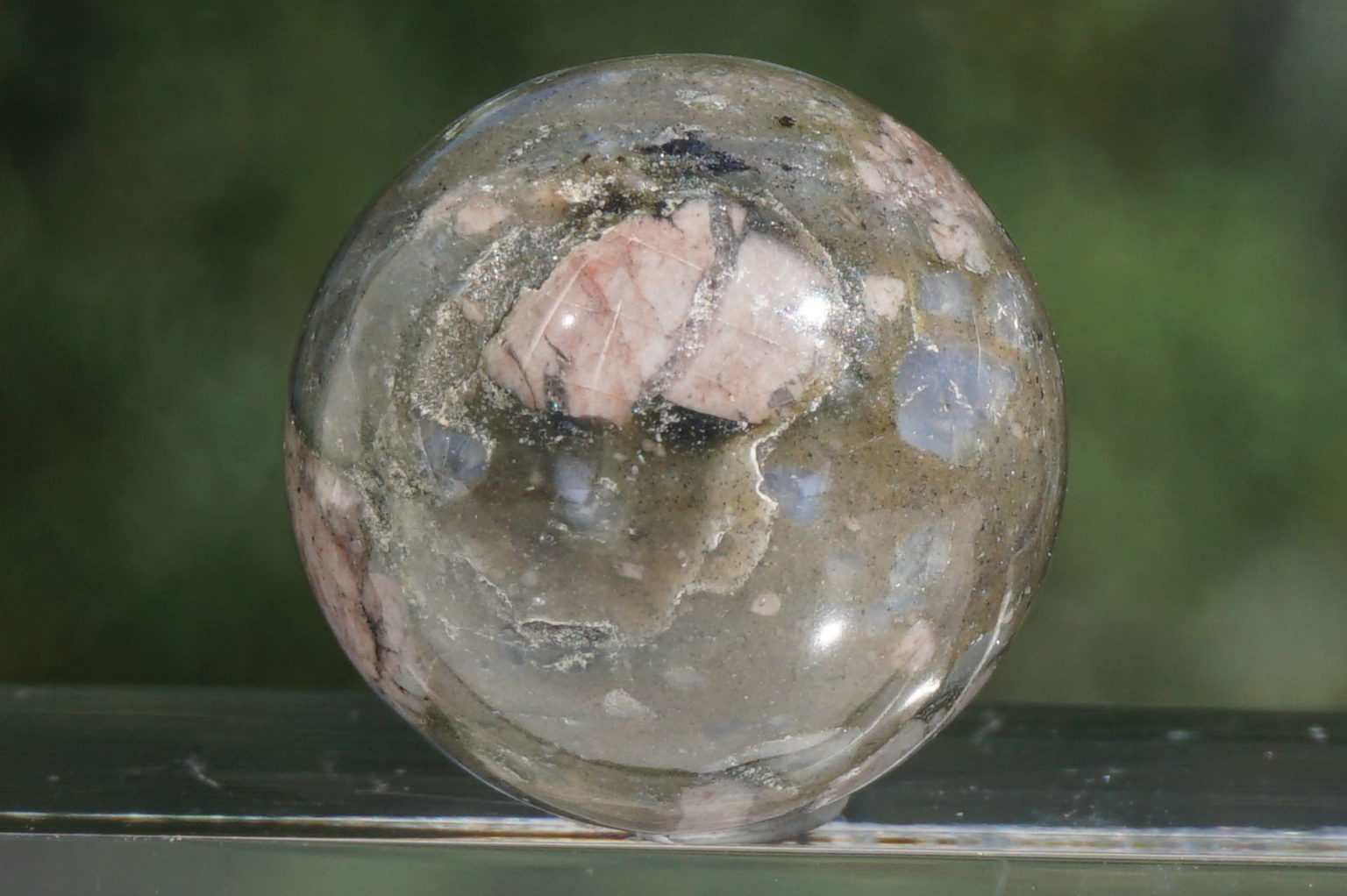 a-que-sera-stone-sphere02