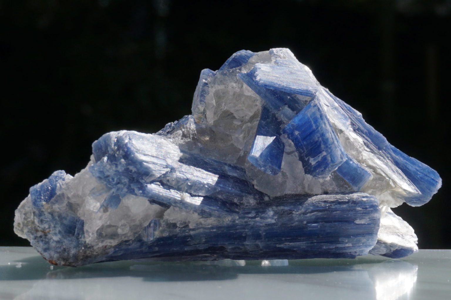 brazil-kyanite-natural01