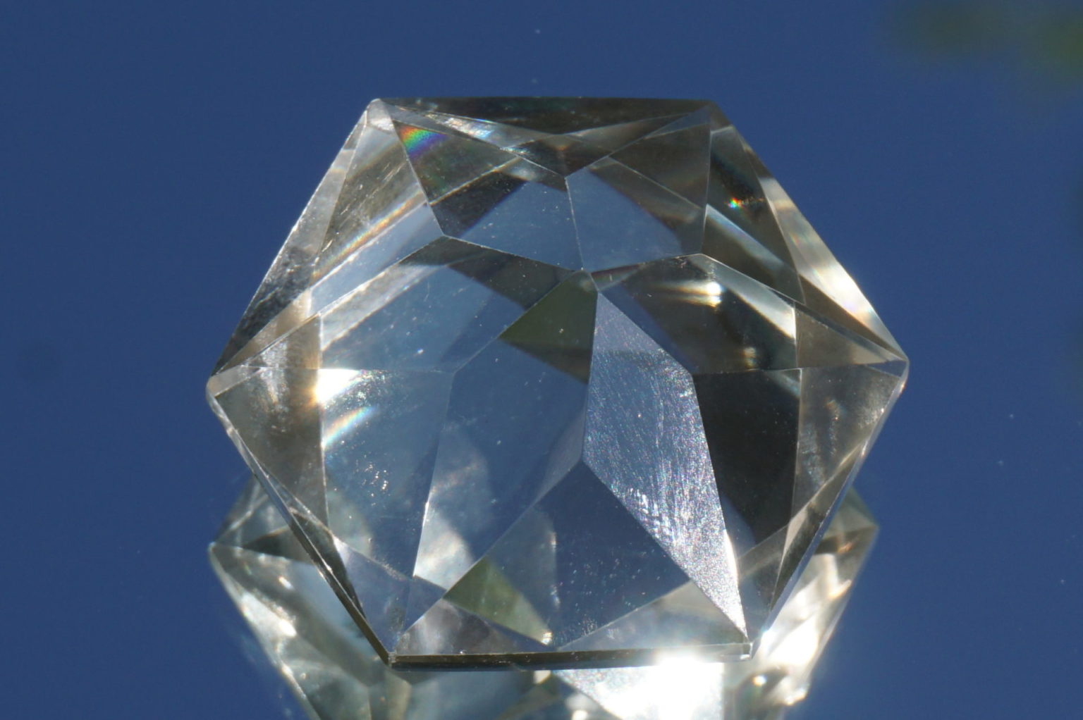 hexagram-goias-lemurain01