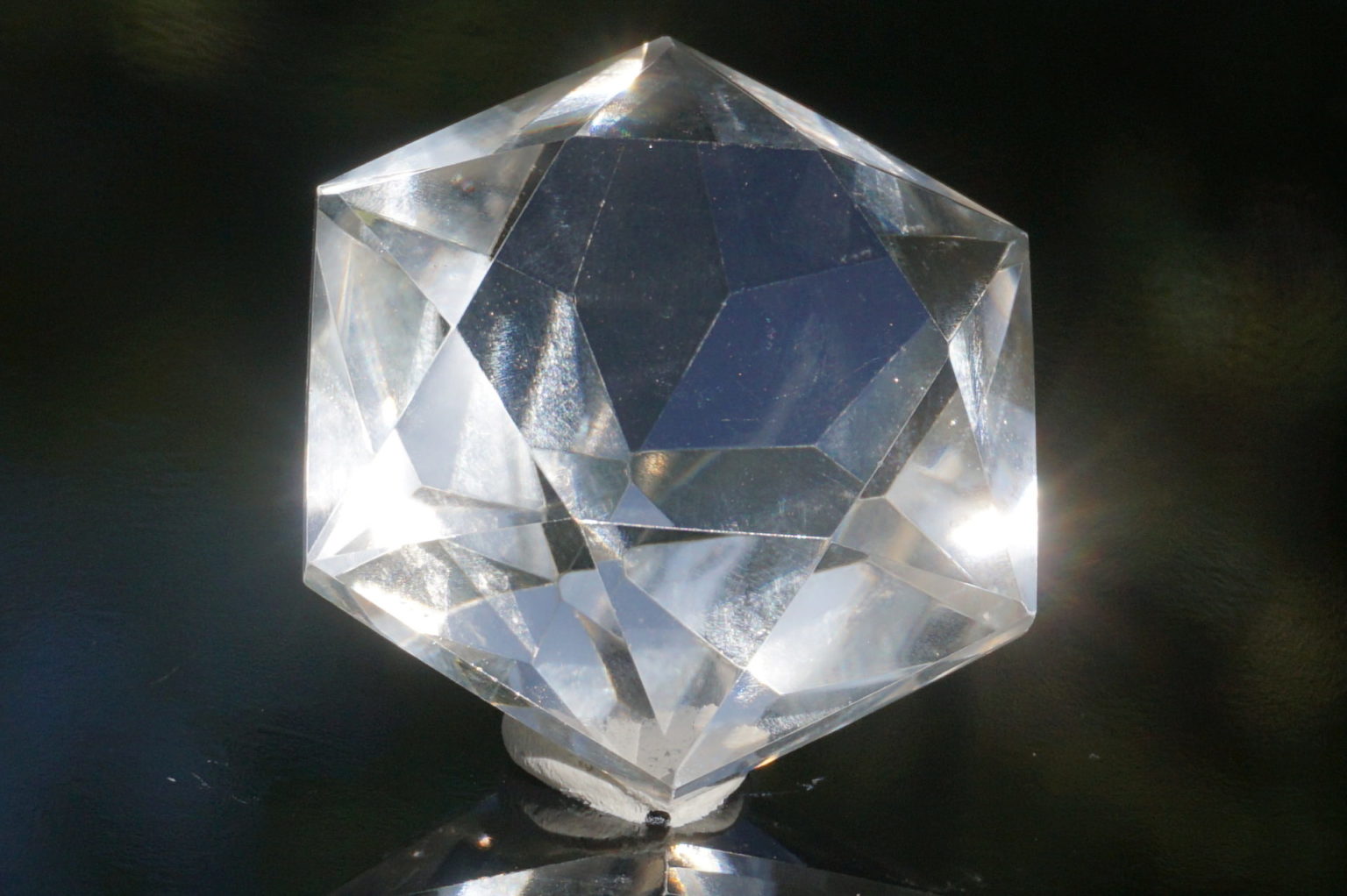 hexagram-goias-lemurain01