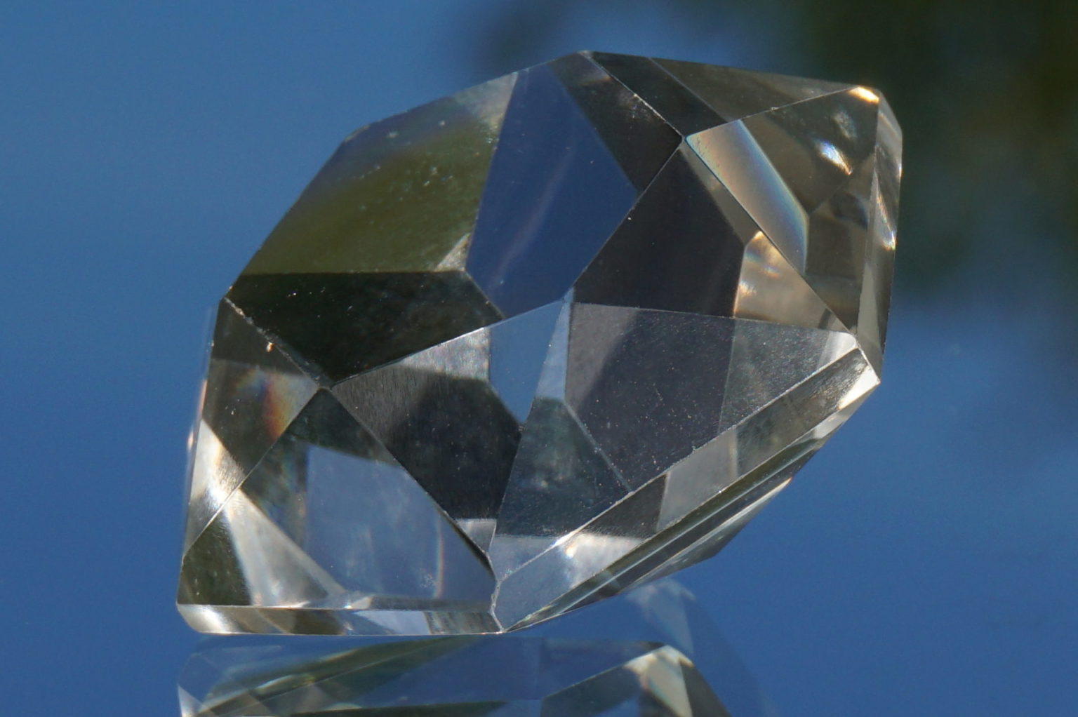 hexagram-goias-lemurain01