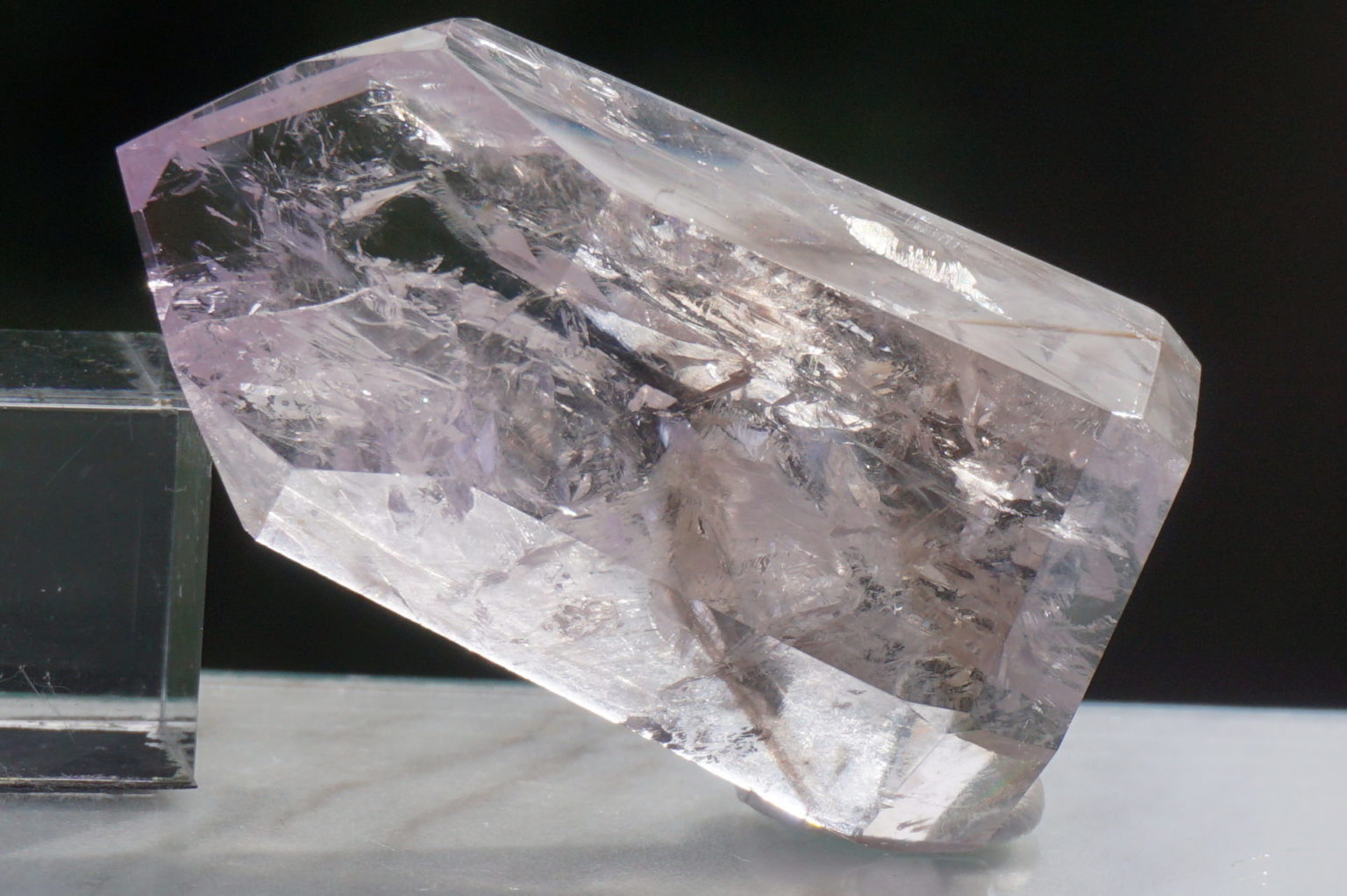 pink-phantom-amethyst-point01