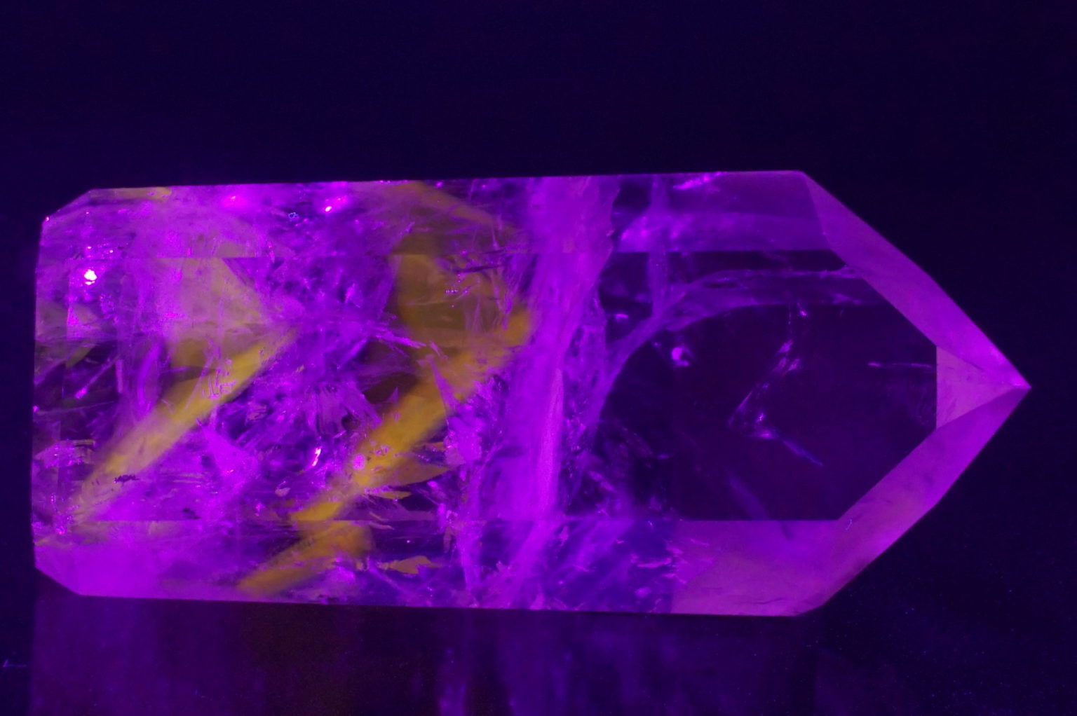 pink-phantom-amethyst-point02