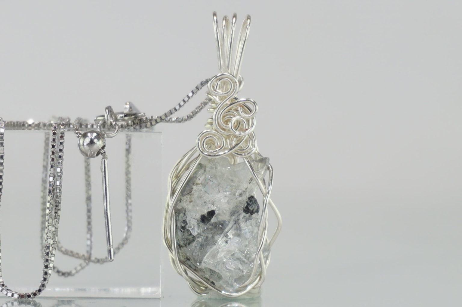 russian-phenakite-wirependant18