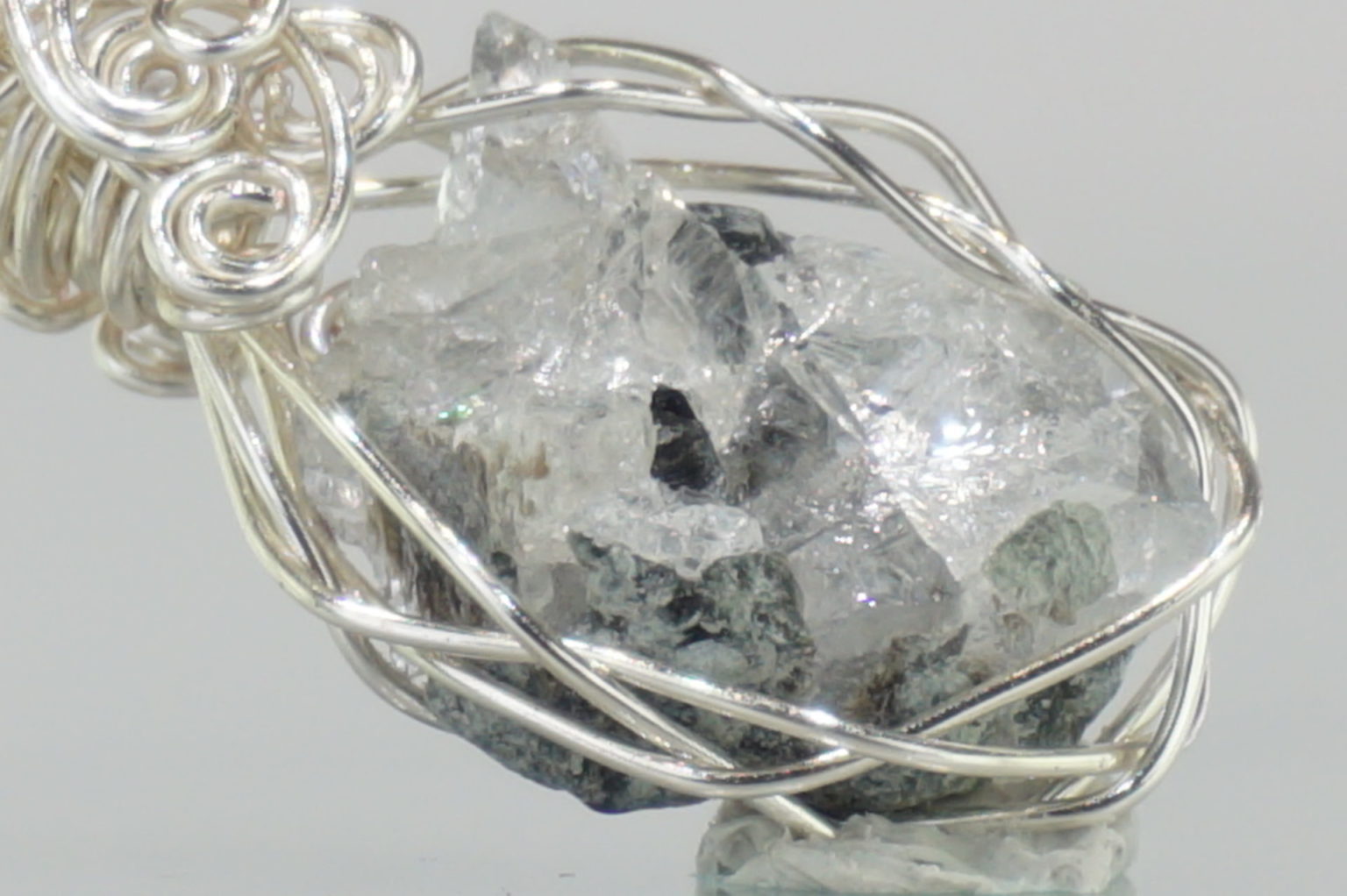 russian-phenakite-wirependant18